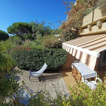 A Few Steps From The Beach, Very Comfortable * Le Lavandou