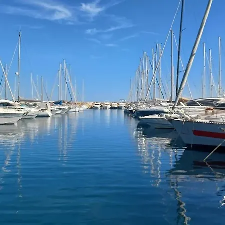 Appartement A Few Steps From The Beach, Very Comfortable *