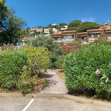 Apartment A Few Steps From The Beach, Very Comfortable *