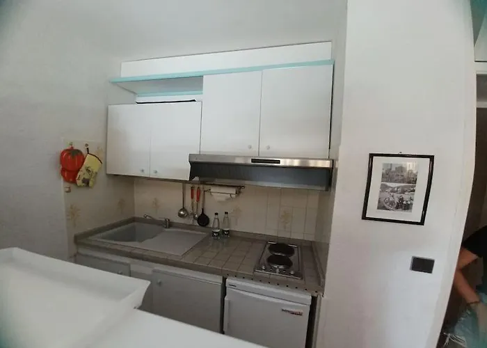 Apartment A Few Steps From The Beach, Very Comfortable