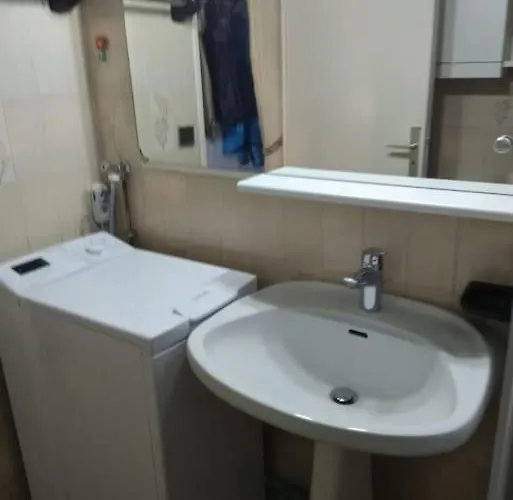 A Few Steps From The Beach, Very Comfortable Le Lavandou