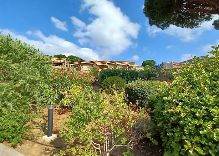 A Few Steps From The Beach, Very Comfortable Apartment