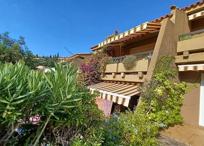 A Few Steps From The Beach, Very Comfortable Διαμέρισμα *